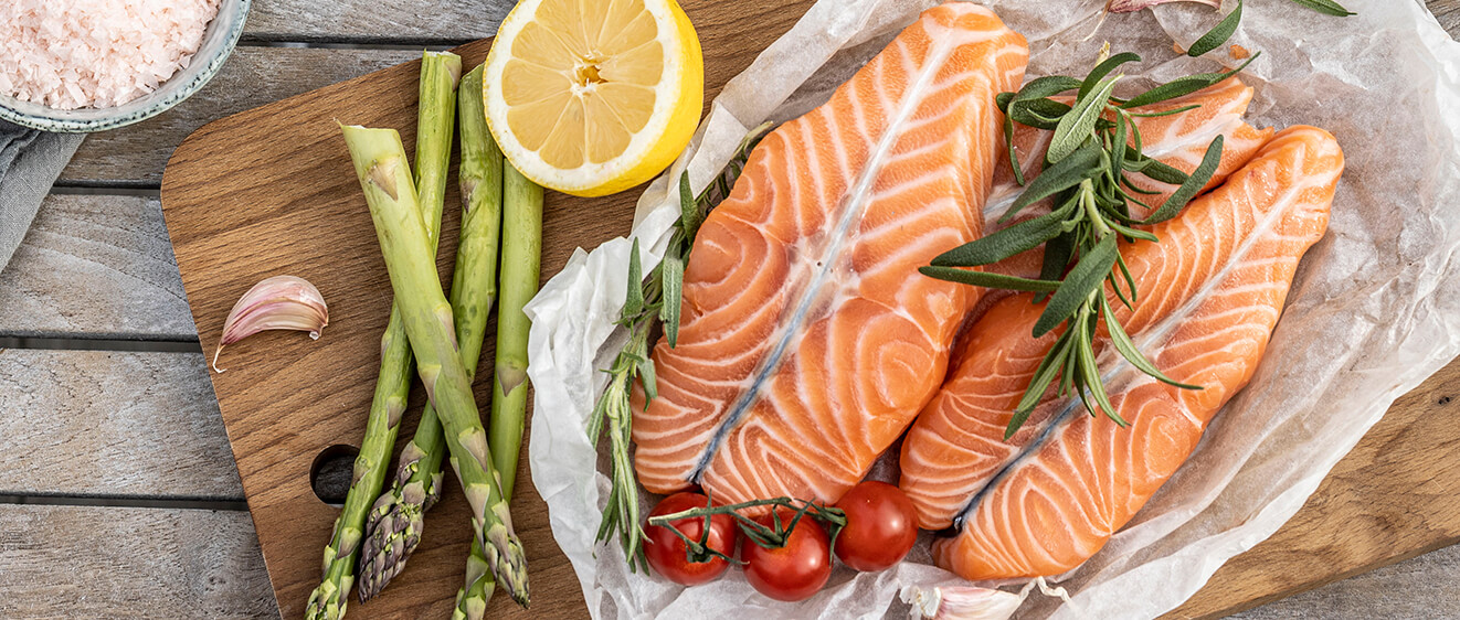 runsaasti omega-3 sisältävä lohi